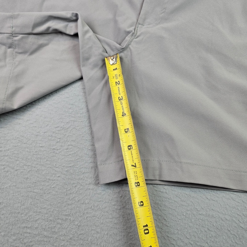 Fabletics The One Short Mens 36 Gray Golf Shorts Stretch Hybrid Athletic Comfy - Picture 7 of 8